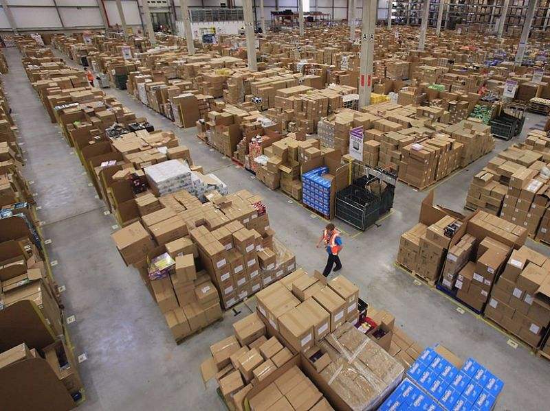 機場倉儲站大爆倉!能趕上航班都是奇跡!