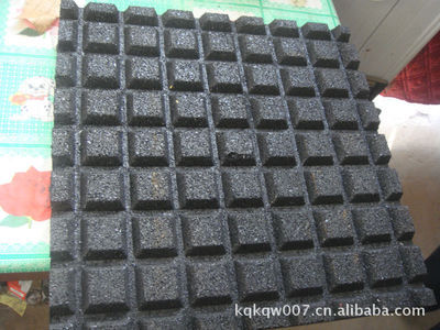 【特賣廣場專用T型溝槽防滑耐磨磚】價格,廠家,圖片,塑料、塑膠、橡膠地板,魏縣鳴仁橡膠制品mdash;&mdash;銷售一部-